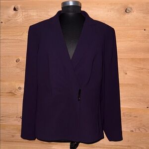 Tahari ASL Deep Purple Women's Blazer metal magnetic closure